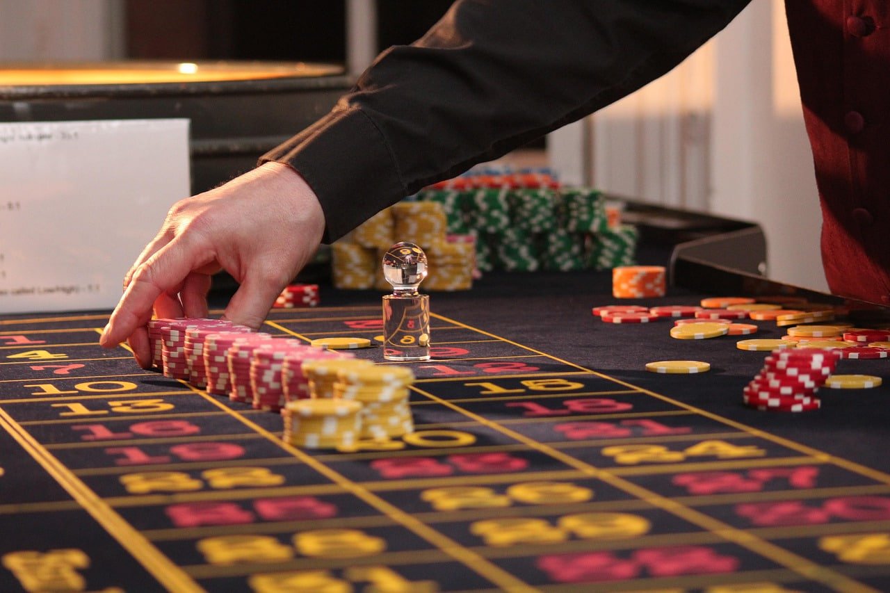 Filipino player accessing megafunalo casino on a mobile phone